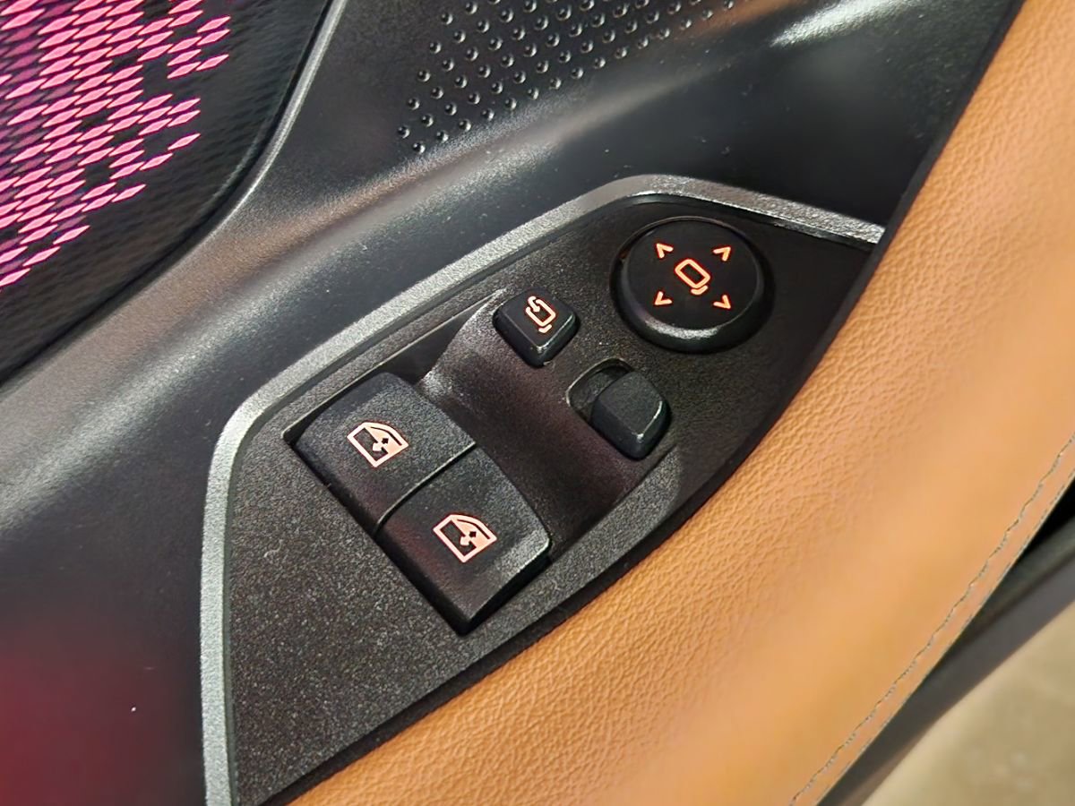 Used 2025 BMW M240i Coupe w/ Premium Package image 42