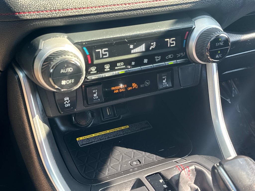 Used 2021 Toyota RAV4 XSE AWD/4WD image 26
