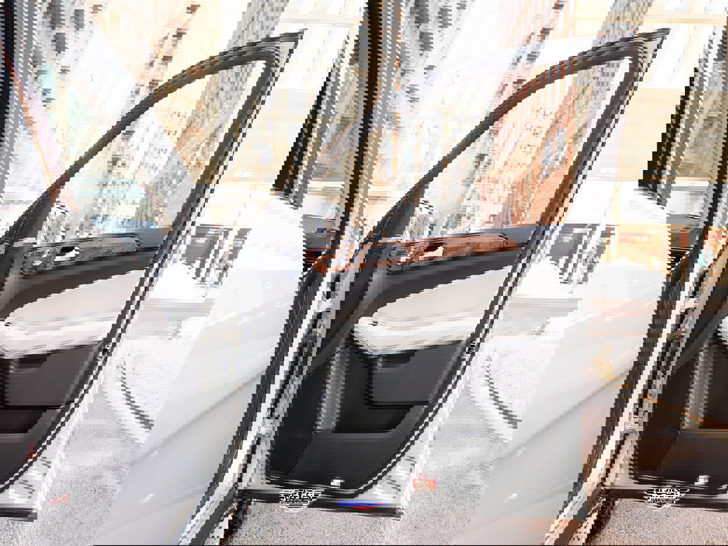 Used 2017 Mercedes-Benz GLS 550 550 4MATIC image 48