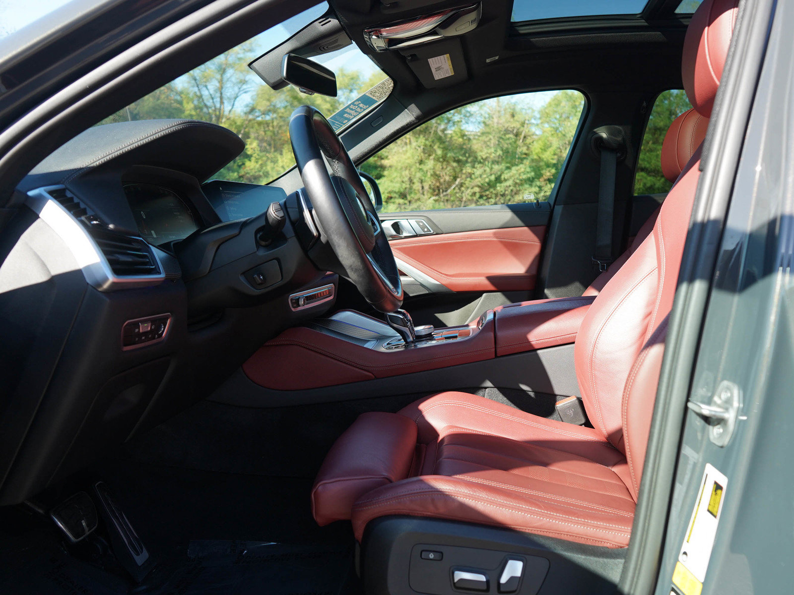 Used 2022 BMW X6 xDrive40i AWD/4WD image 23