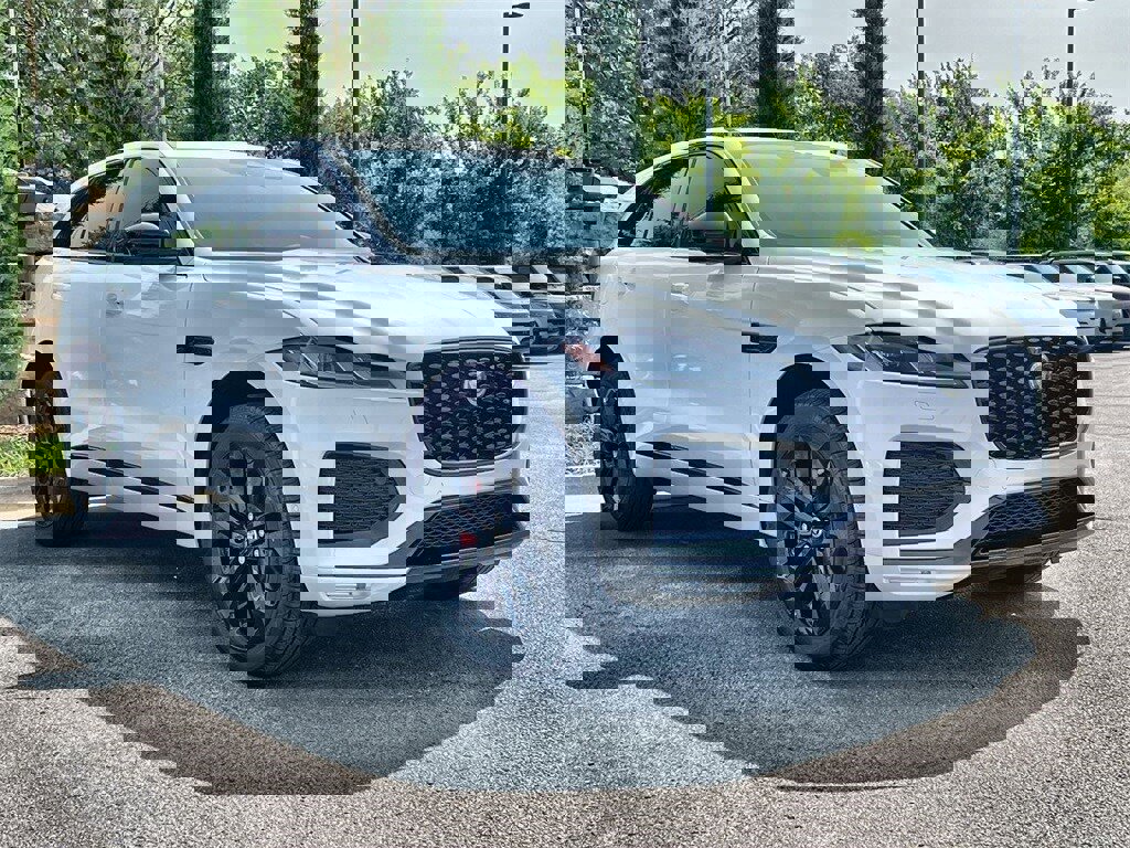 New 2026 Jaguar F-PACE R-Dynamic S image 7