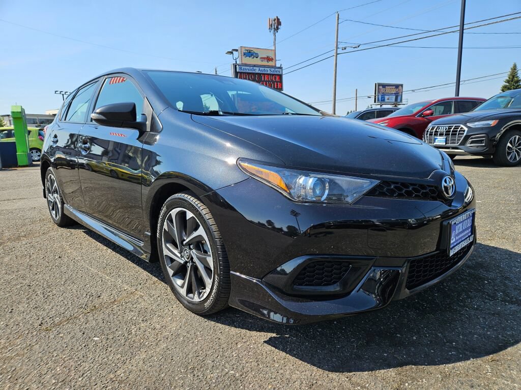 Used 2018 Toyota Corolla iM FWD image 6