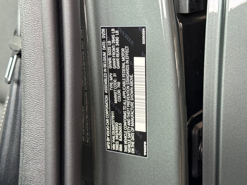 New 2026 Volvo XC40 B5 Ultra w/ Climate Package image 28