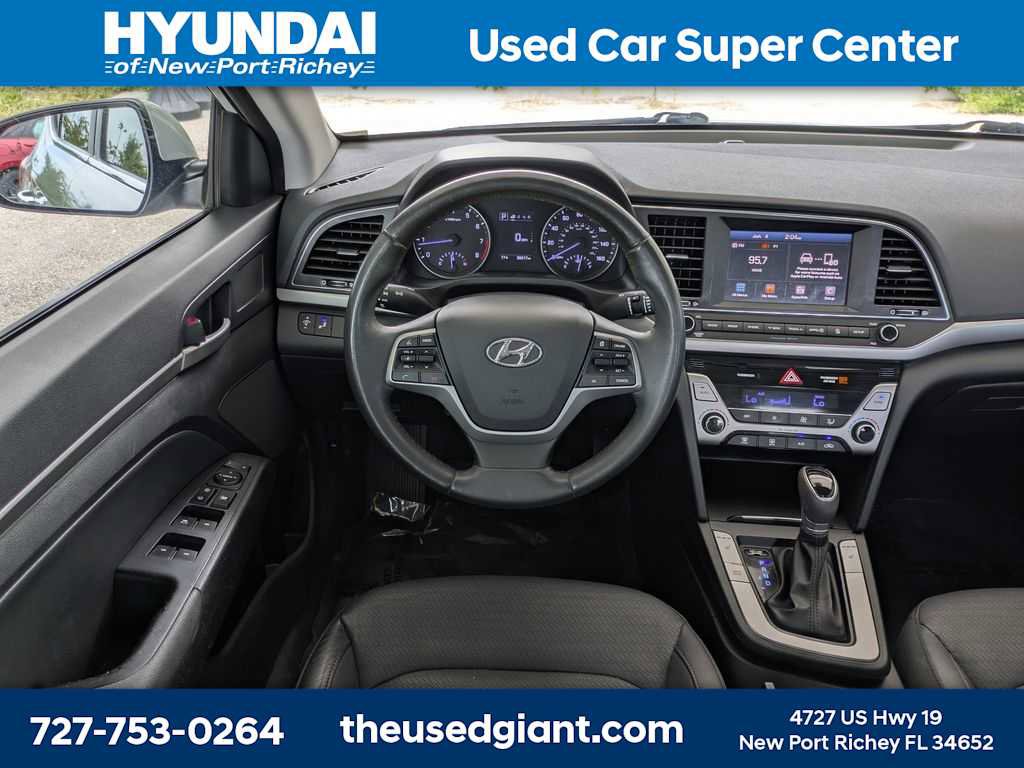 Used 2017 Hyundai Elantra Limited FWD image 16