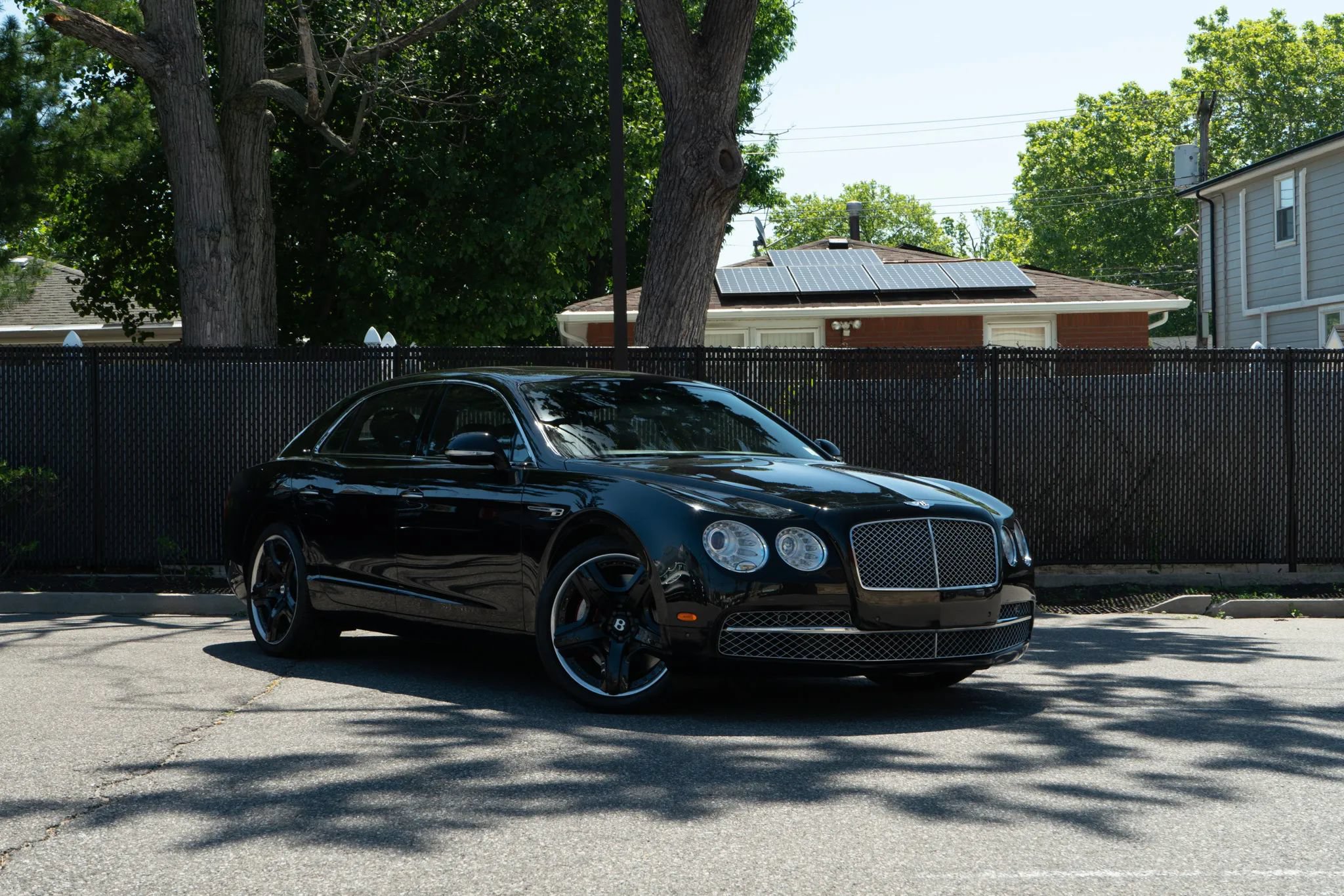 Used 2014 Bentley Flying Spur W12 AWD/4WD image 2