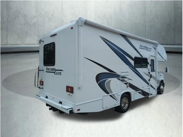 Used 2023 Ford E-450 and Econoline 450 Super Duty w/ Motorhome Prep Package image 7