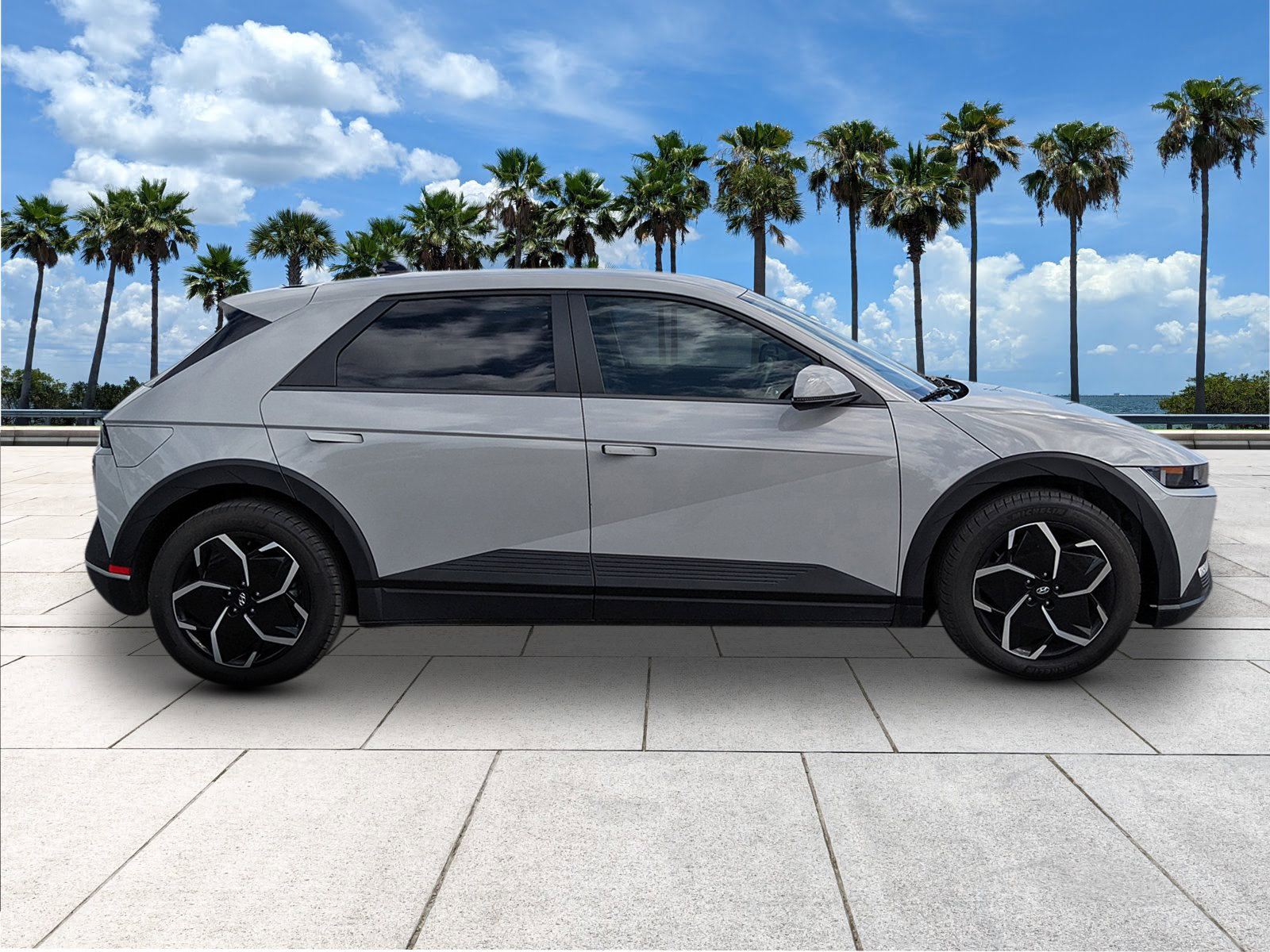 Used 2023 Hyundai Ioniq 5 SEL image 9