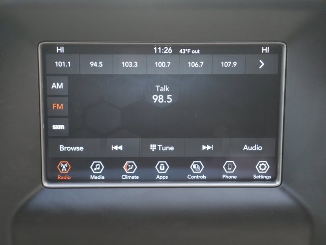 Used 2021 Jeep Grand Cherokee Laredo image 16