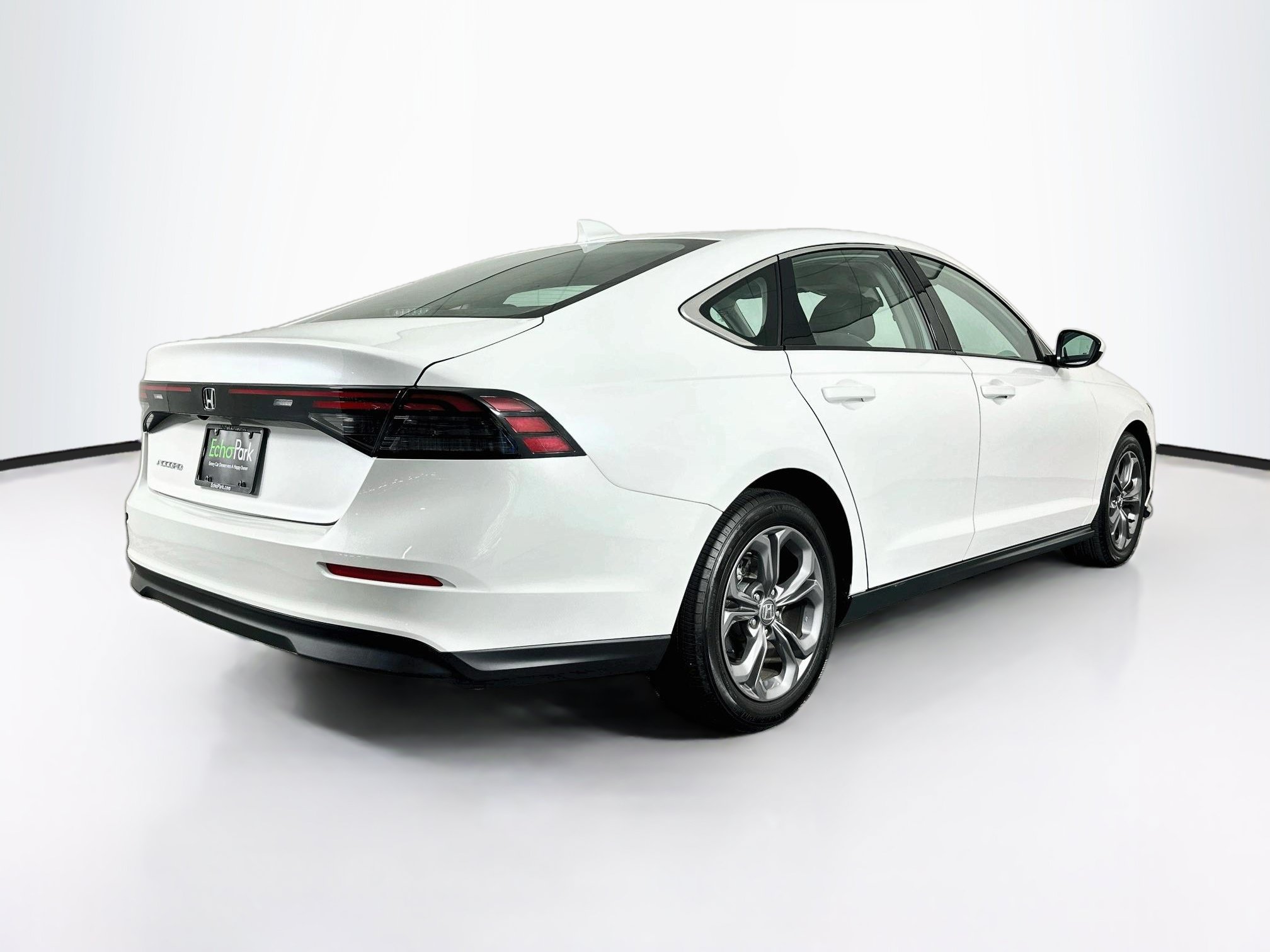 Used 2024 Honda Accord EX image 9