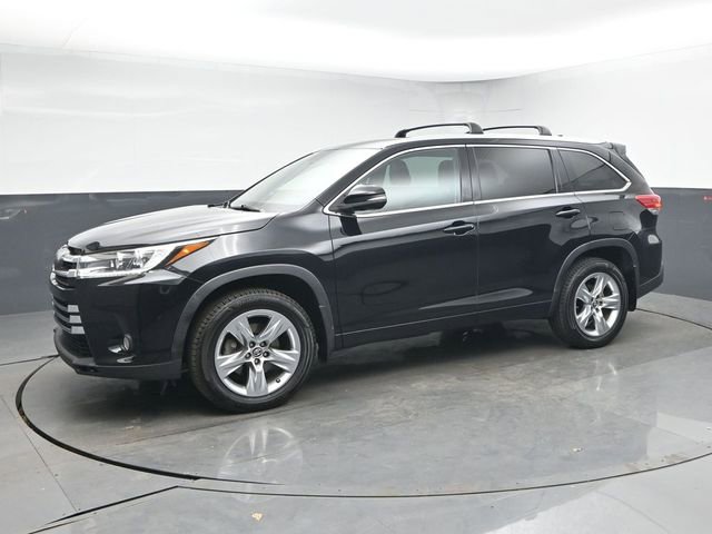 Used 2017 Toyota Highlander Limited AWD/4WD image 4