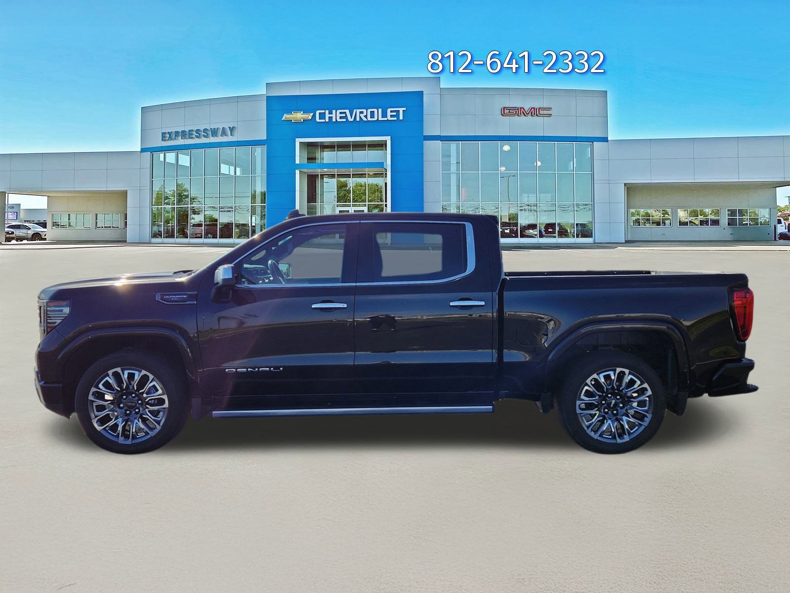 Used 2024 GMC Sierra 1500 Denali Ultimate image 4