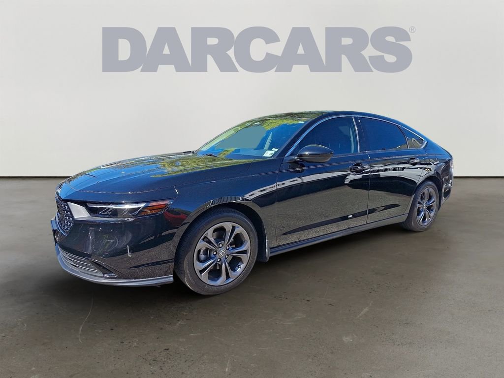 Used 2024 Honda Accord EX image 2