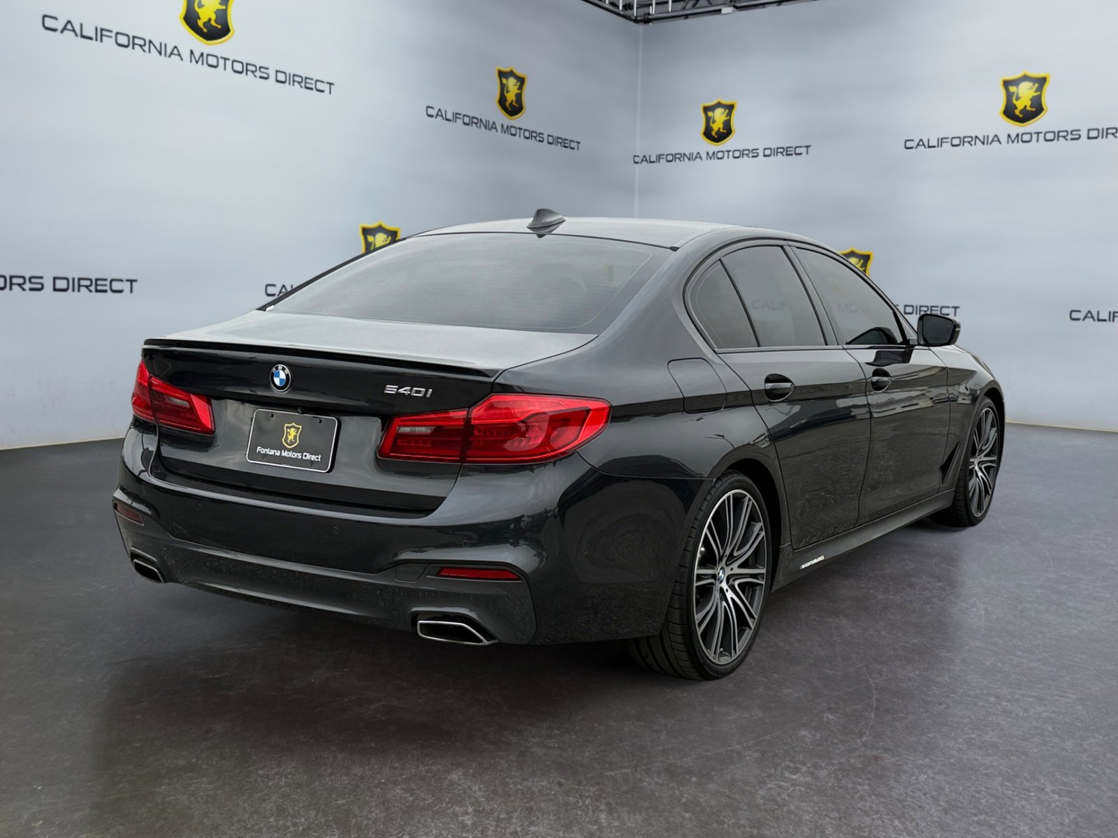 Used 2019 BMW 540i w/ M Sport Package image 5