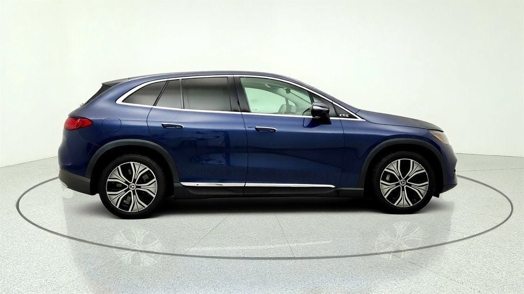 Used 2023 Mercedes-Benz EQE 350+ SUV image 4