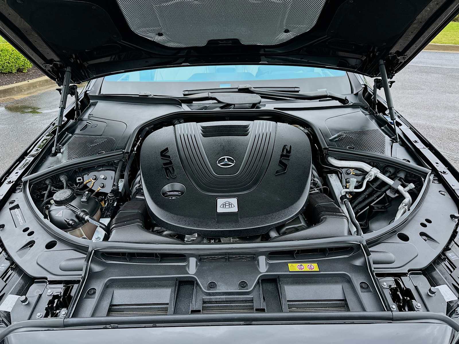 Used 2024 Mercedes-Benz Maybach S 680 4MATIC image 32