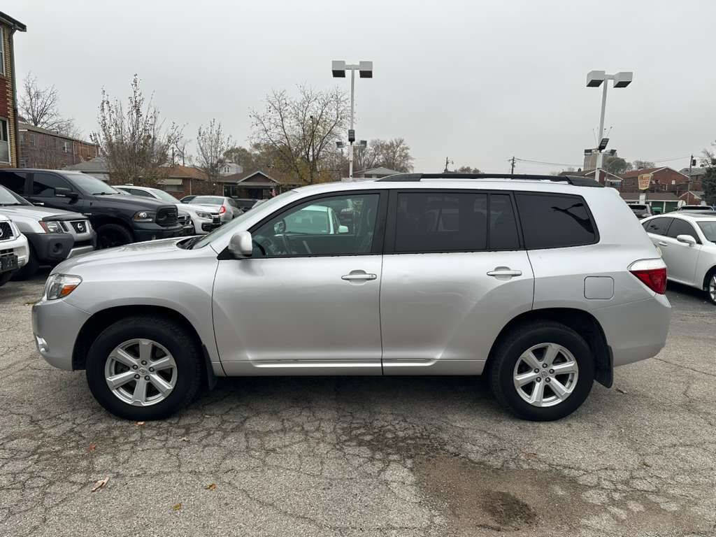 Used 2010 Toyota Highlander SE image 5
