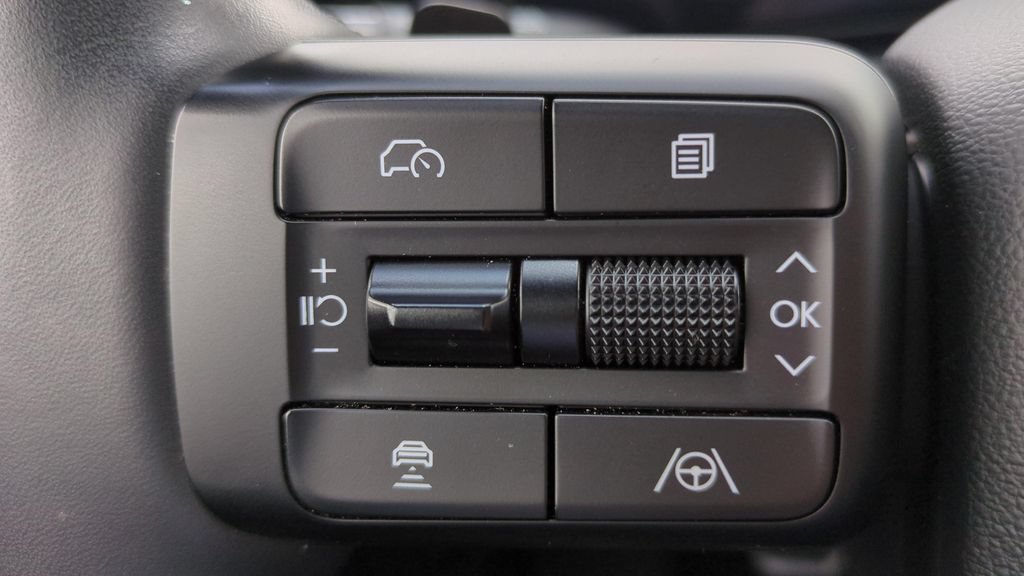 Certified 2025 Hyundai Santa Fe Calligraphy FWD image 21