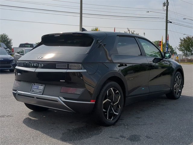 Certified 2023 Hyundai Ioniq 5 SEL w/ Cargo Package image 5