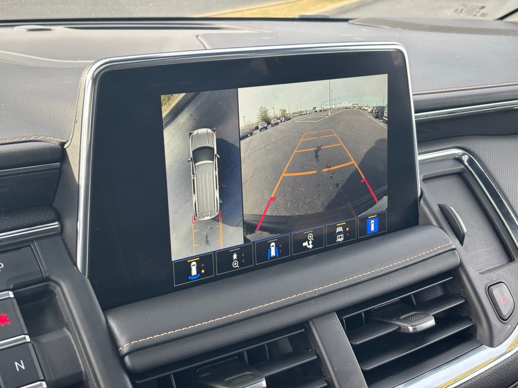 Used 2022 GMC Yukon AT4 w/ Technology Package image 43