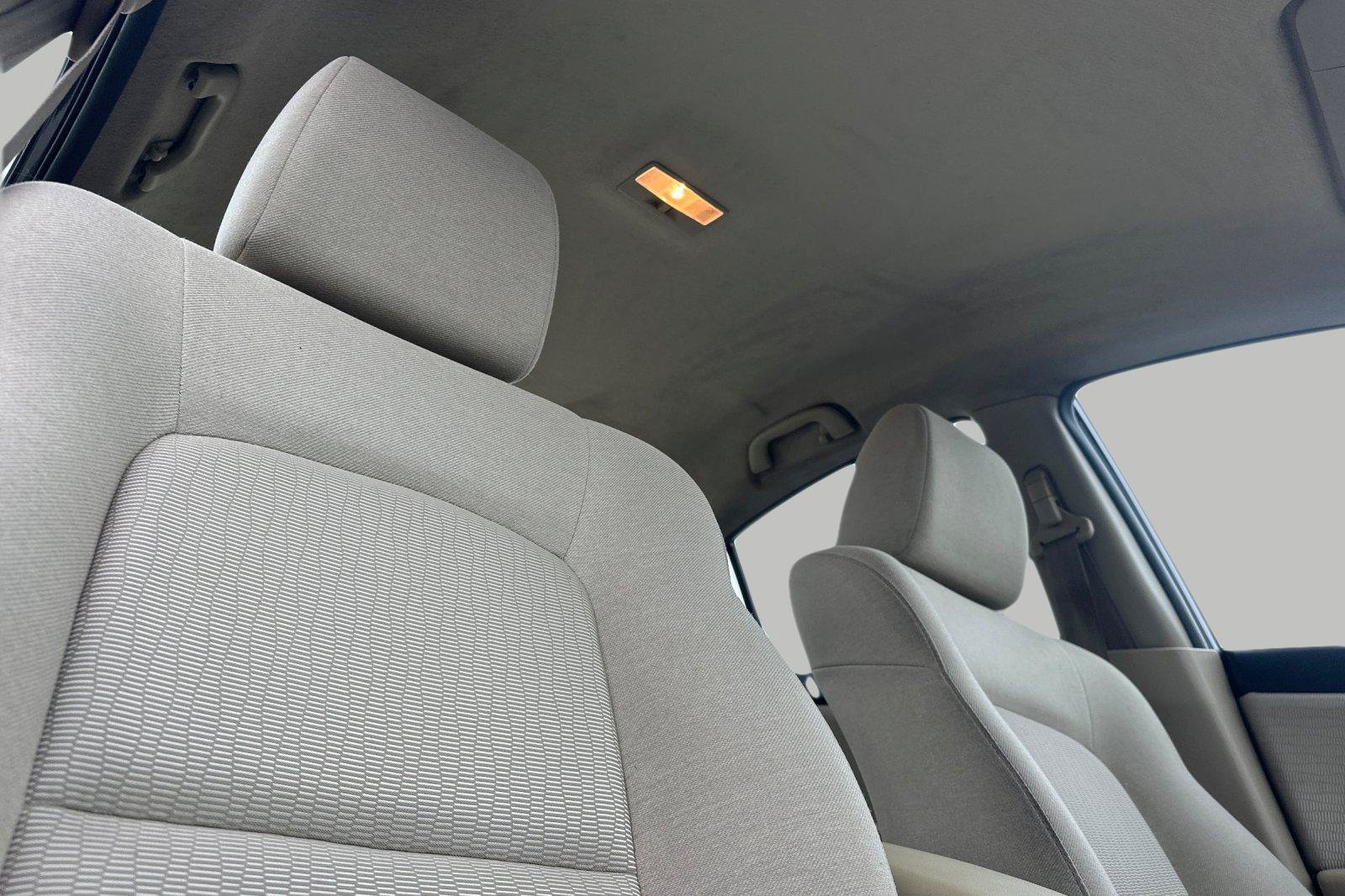 Used 2008 MAZDA MAZDA3 i Touring Value FWD image 15