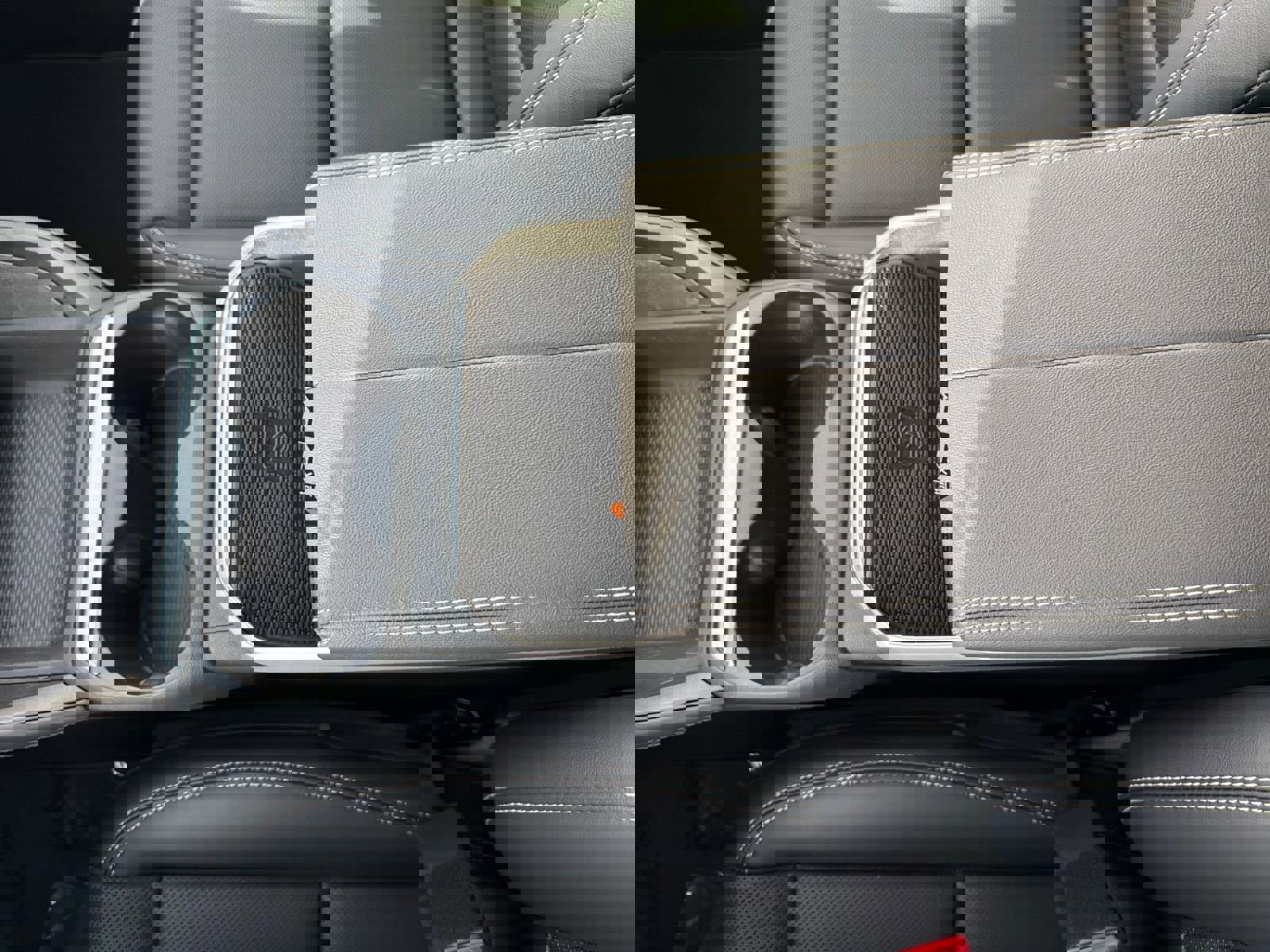 New 2026 GMC Terrain Elevation w/ Elevation Premium Package image 20