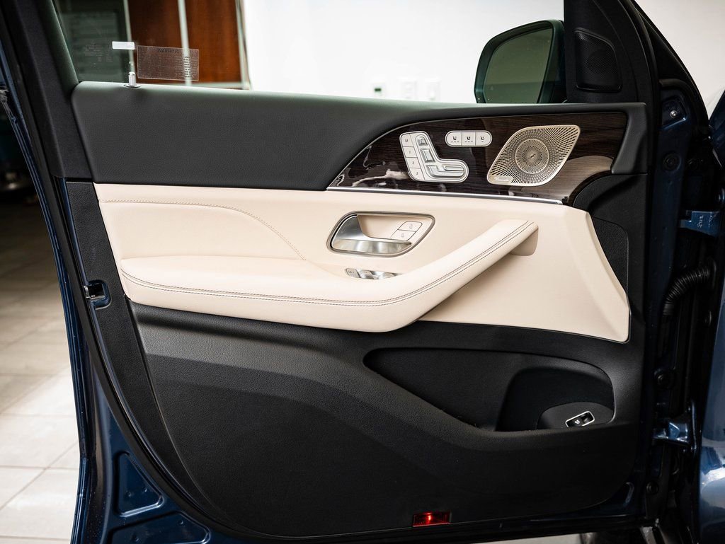 New 2026 Mercedes-Benz GLS 450 4MATIC image 23