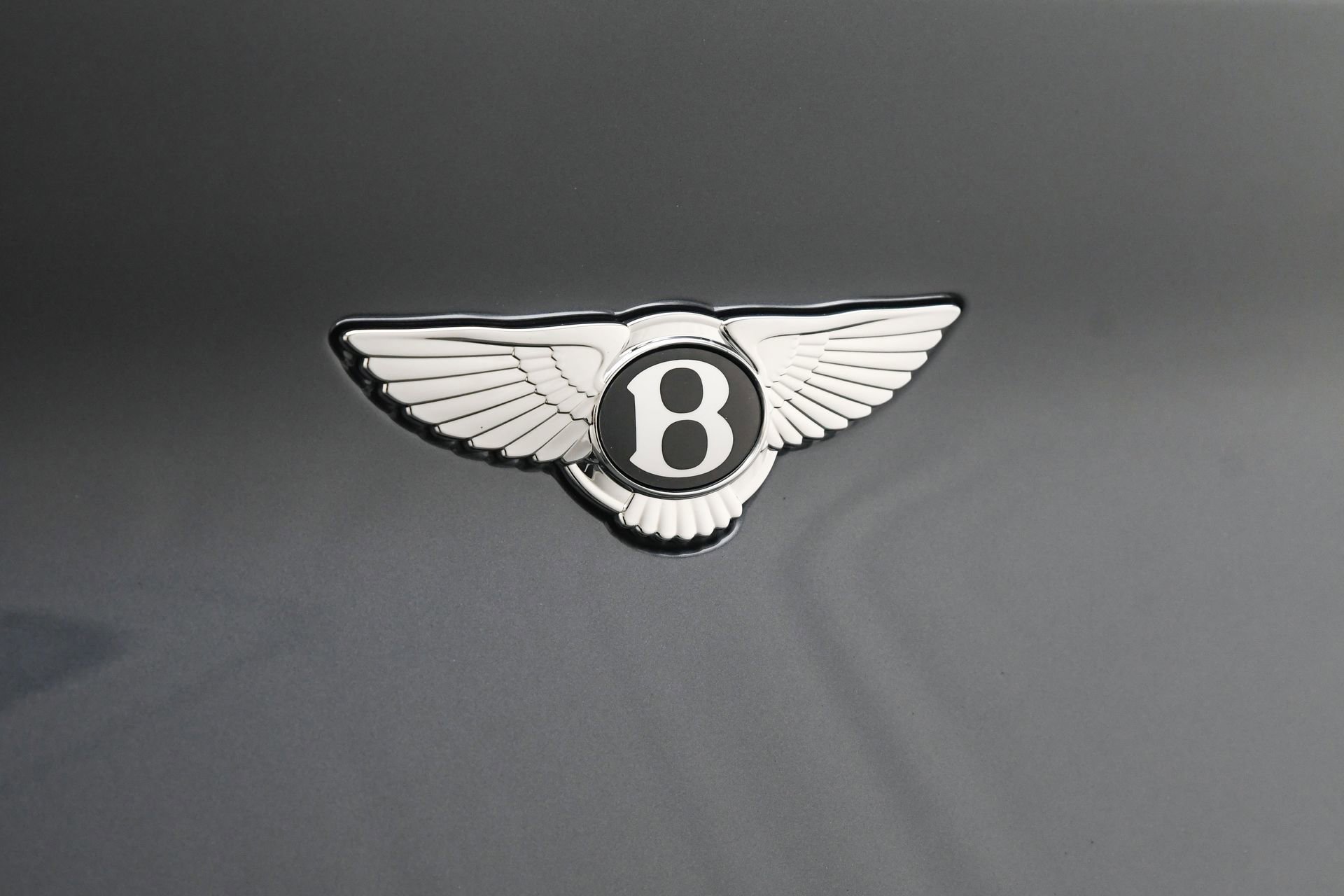 New 2025 Bentley Bentayga image 24