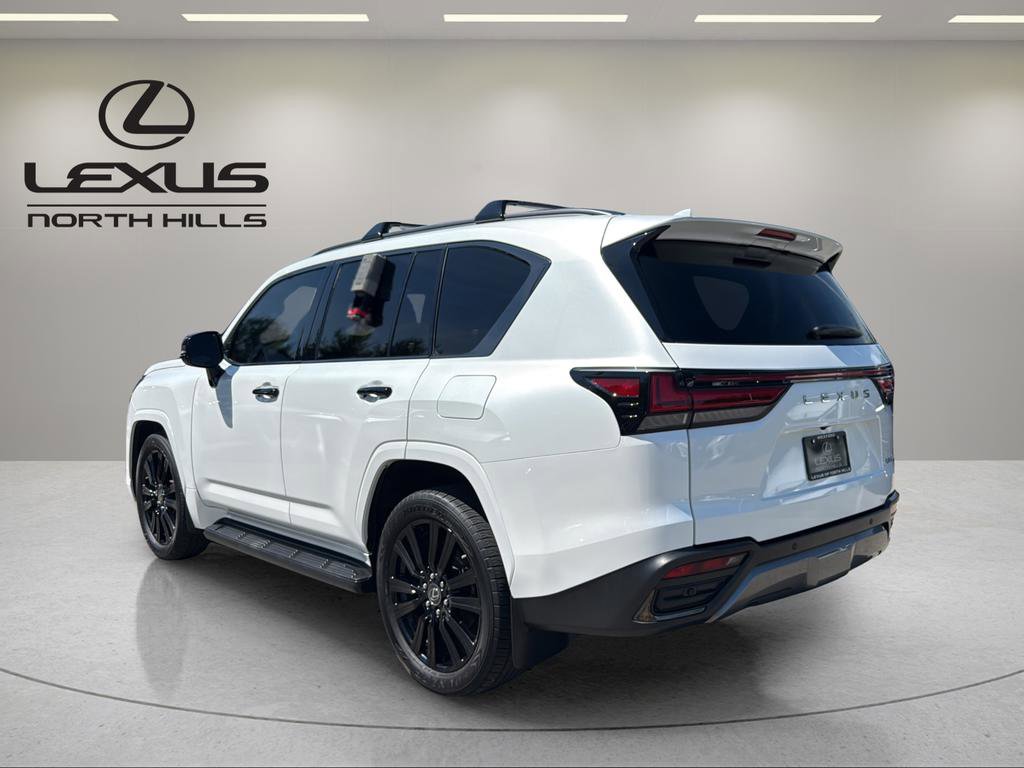 Used 2023 Lexus LX 600 4WD w/ Appearance Package image 8