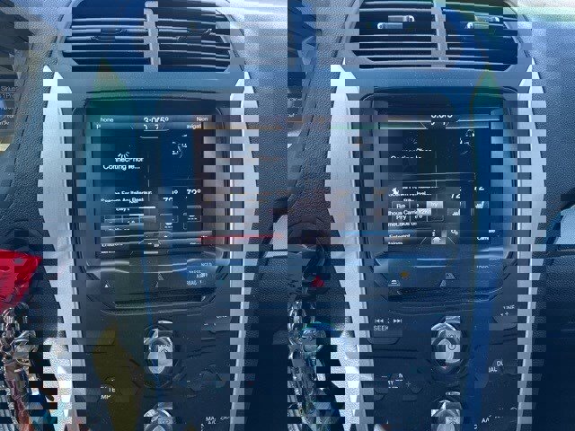 Used 2015 Ford Explorer XLT w/ Equipment Group 202A image 15