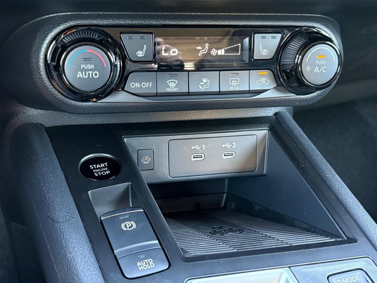 New 2026 Nissan Kicks SV AWD/4WD image 15