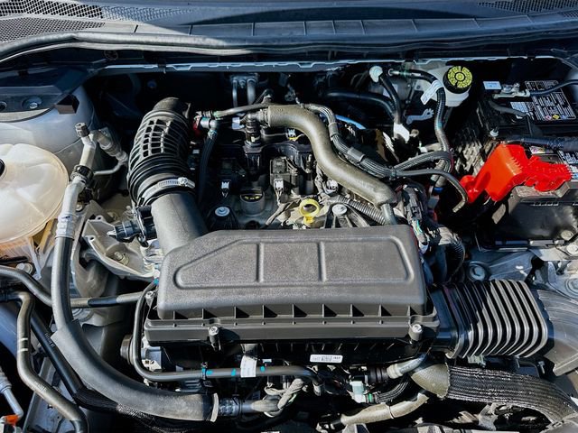 Used 2025 Ford Escape ST-Line image 28