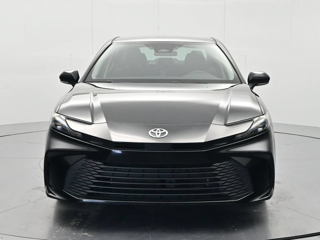 Used 2025 Toyota Camry LE FWD image 2