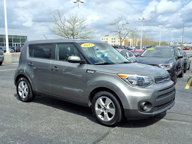 Used 2017 Kia Soul w/ Convenience Package FWD image 3