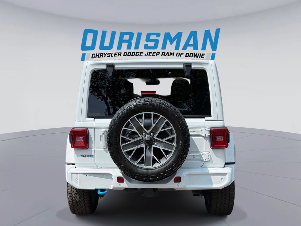Used 2024 Jeep Wrangler High Altitude AWD/4WD image 3