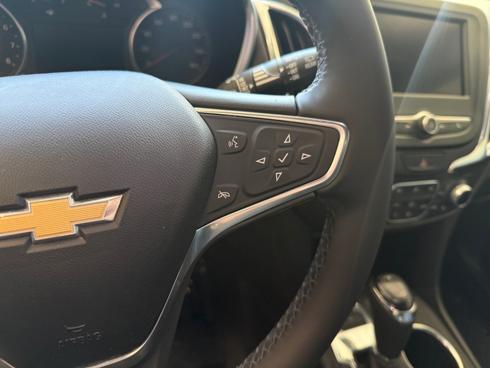 Used 2021 Chevrolet Equinox LT AWD/4WD image 25
