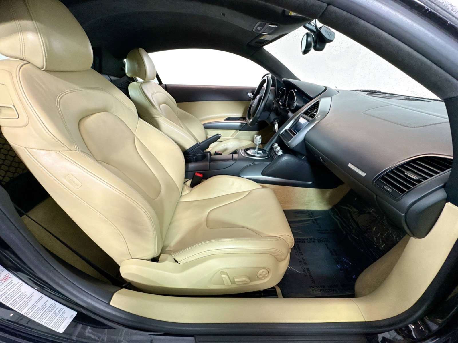 Used 2009 Audi R8 V8 image 22