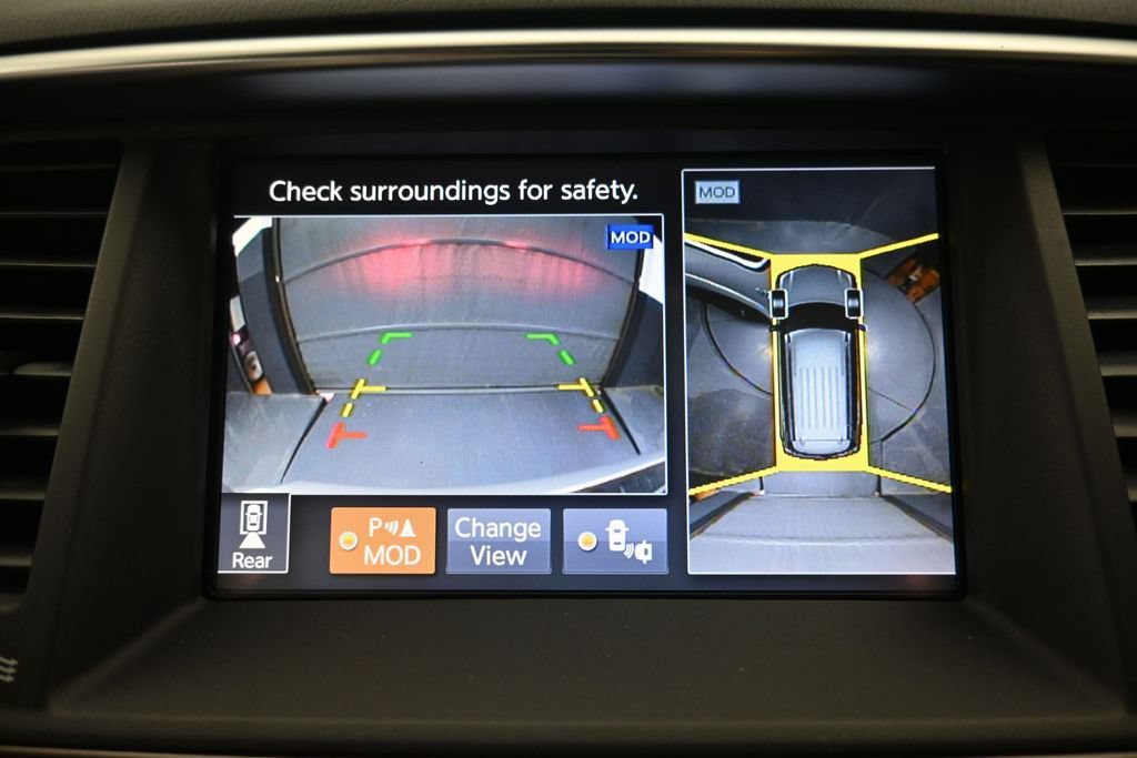 Used 2019 Nissan Armada Platinum RWD image 18