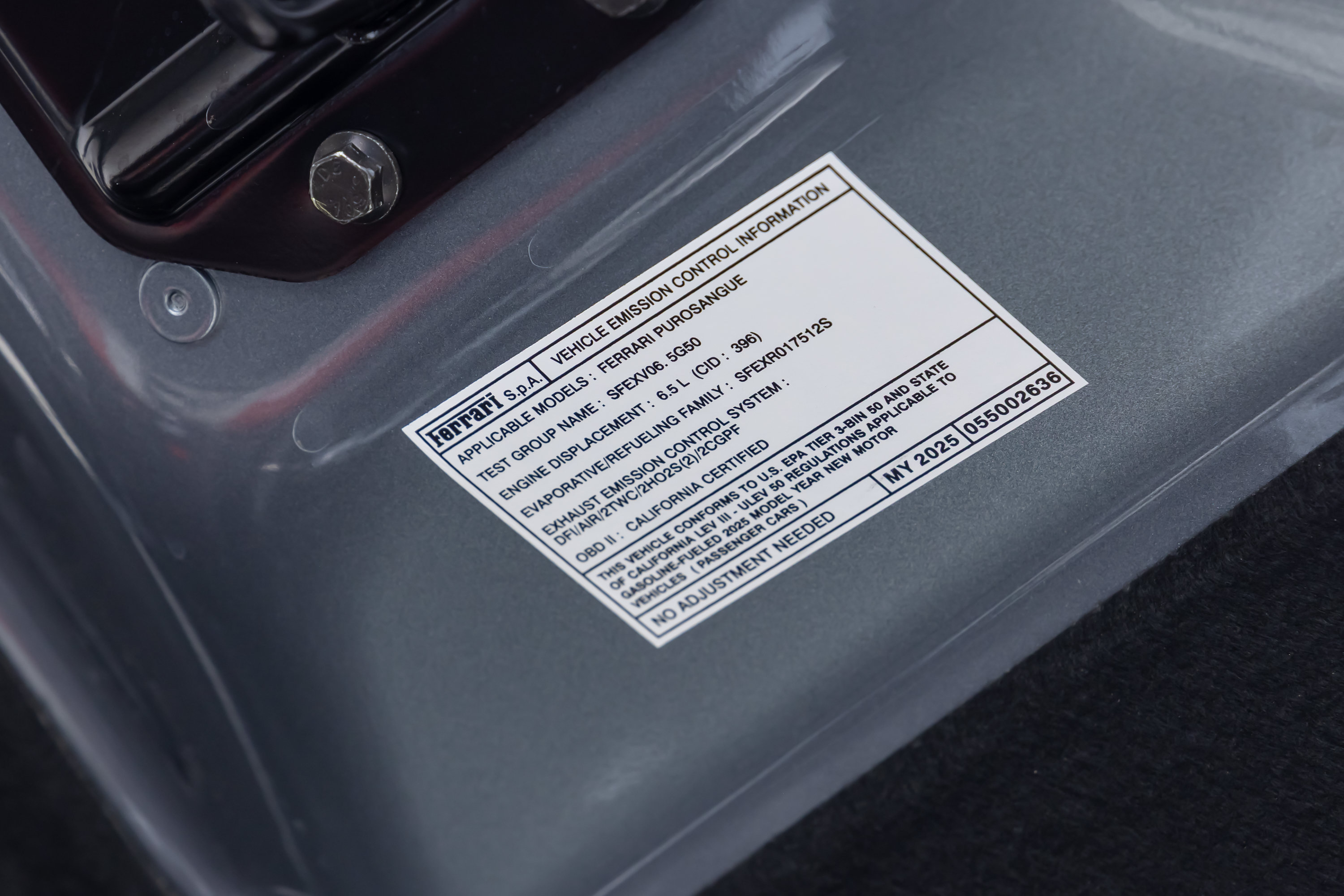 Certified 2025 Ferrari Purosangue AWD/4WD image 38