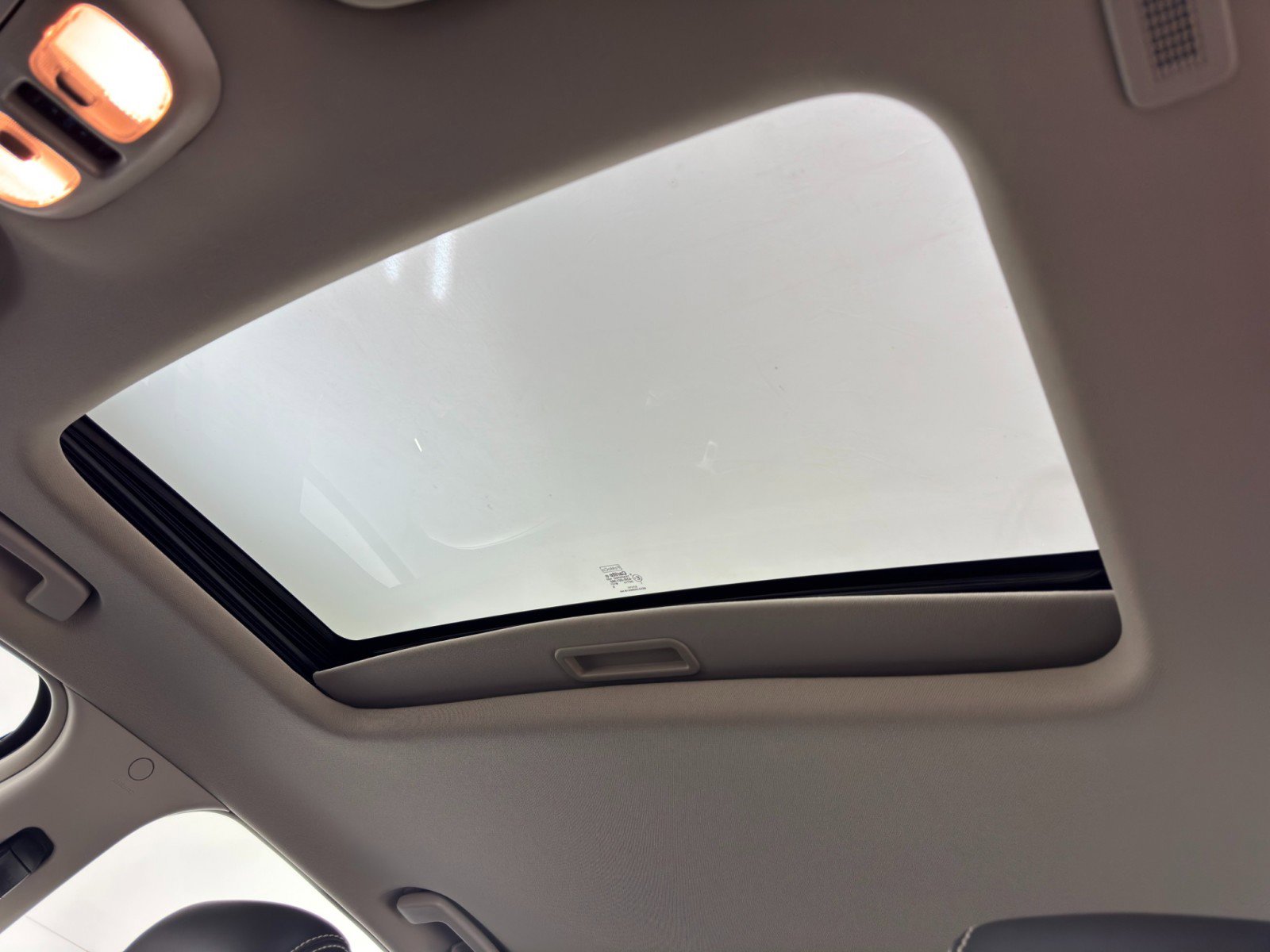 Used 2012 Ford Fusion SEL image 11