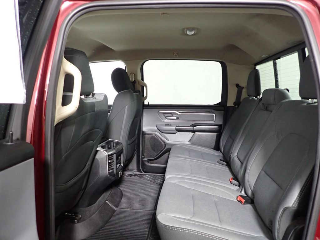 Used 2019 RAM 1500 Big Horn AWD/4WD image 32