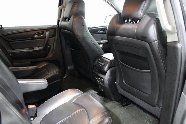 Used 2014 Chevrolet Traverse LT image 27