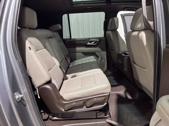 Used 2021 Chevrolet Suburban Z71 AWD/4WD image 28