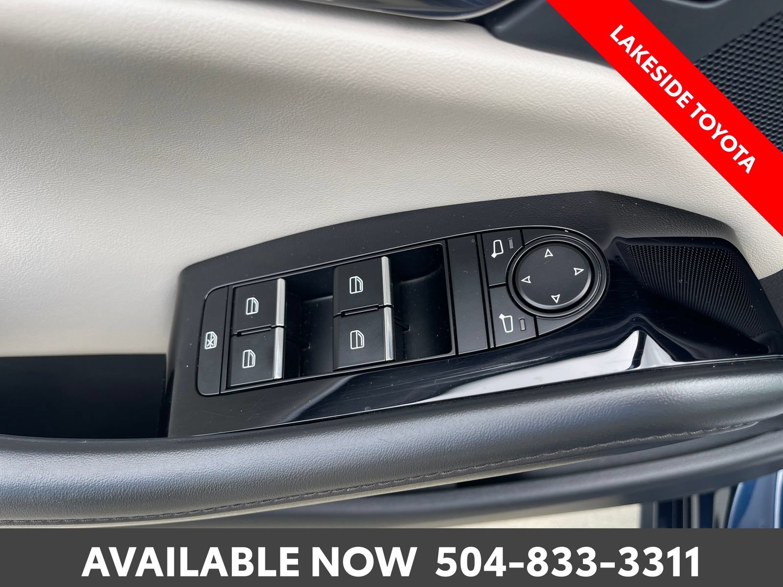 Used 2024 MAZDA MAZDA3 s FWD image 23