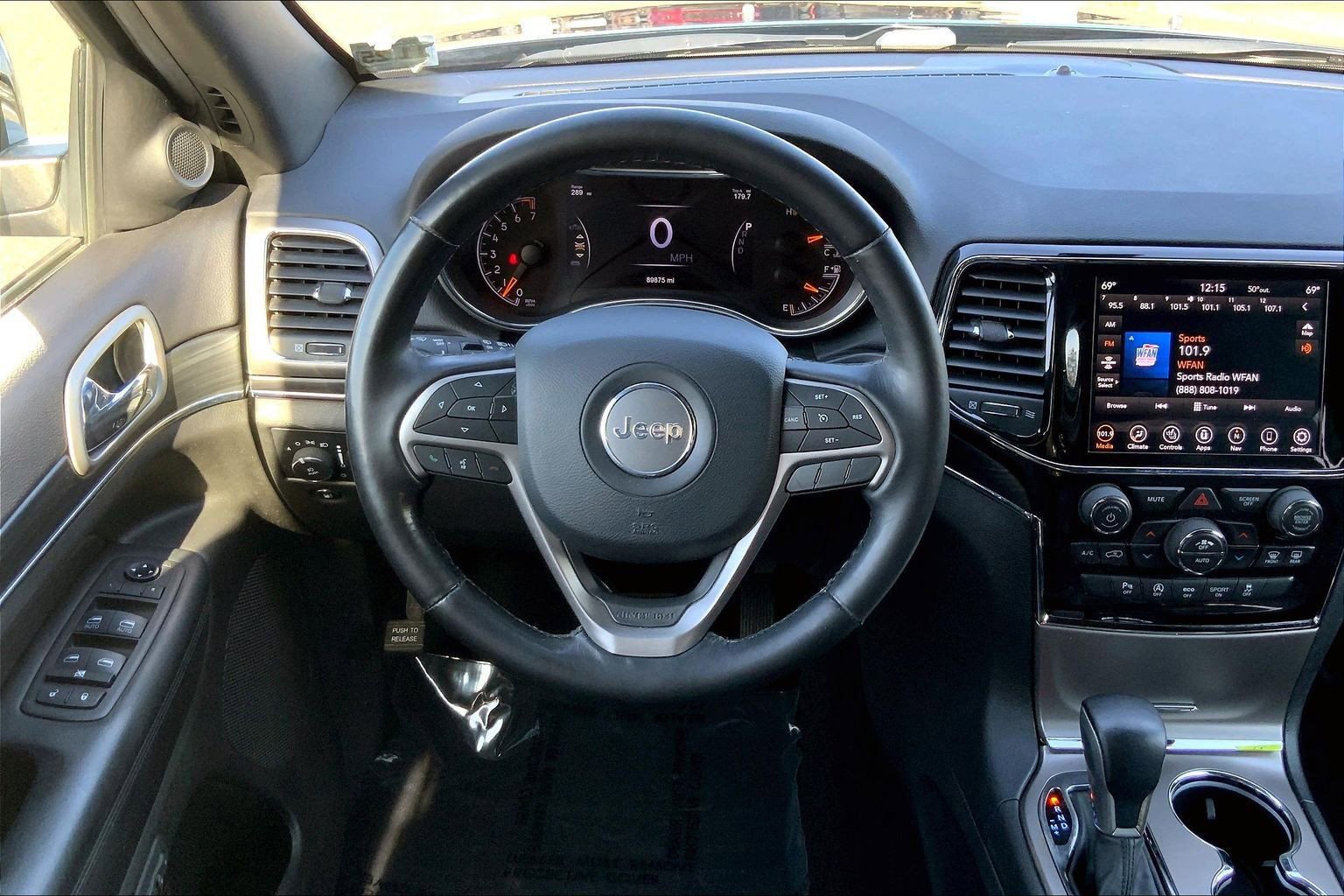 Used 2021 Jeep Grand Cherokee Limited w/ Trailer Tow Group IV image 5