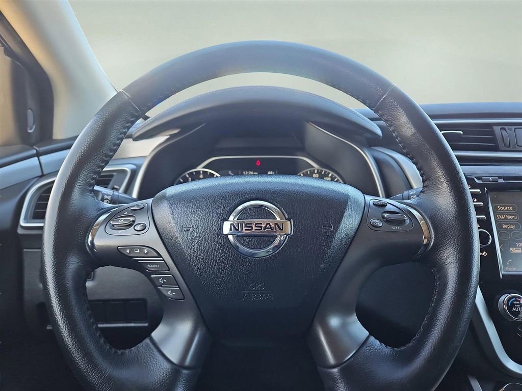 Used 2019 Nissan Murano SV image 17