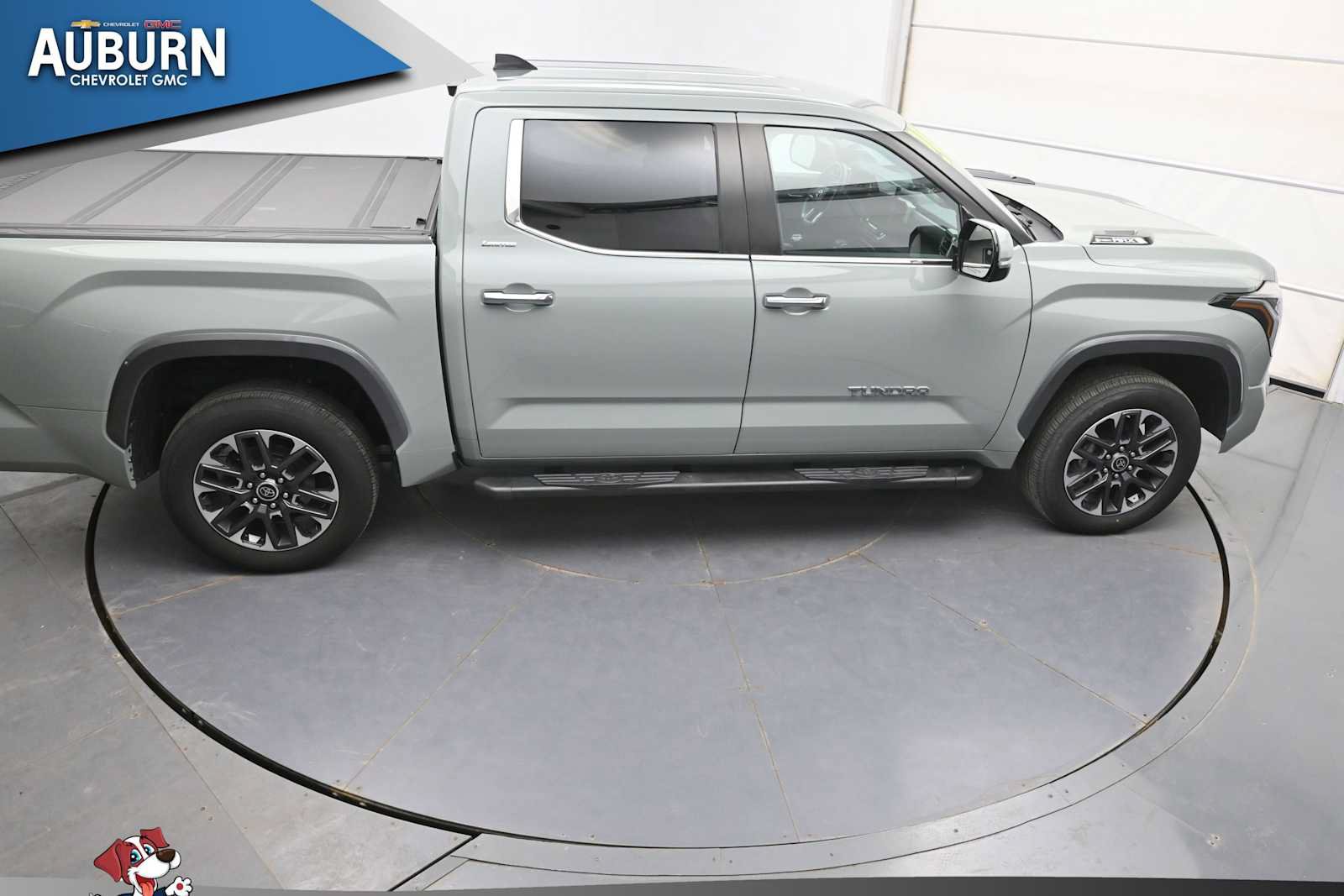 Used 2024 Toyota Tundra Limited AWD/4WD image 33