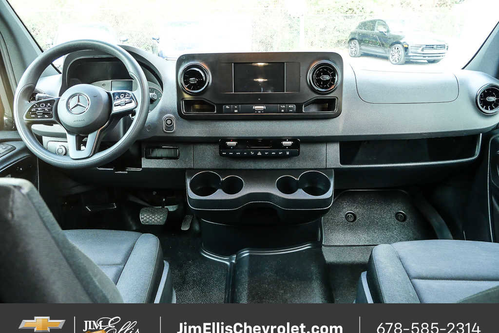 Used 2024 Mercedes-Benz Sprinter 2500 image 17
