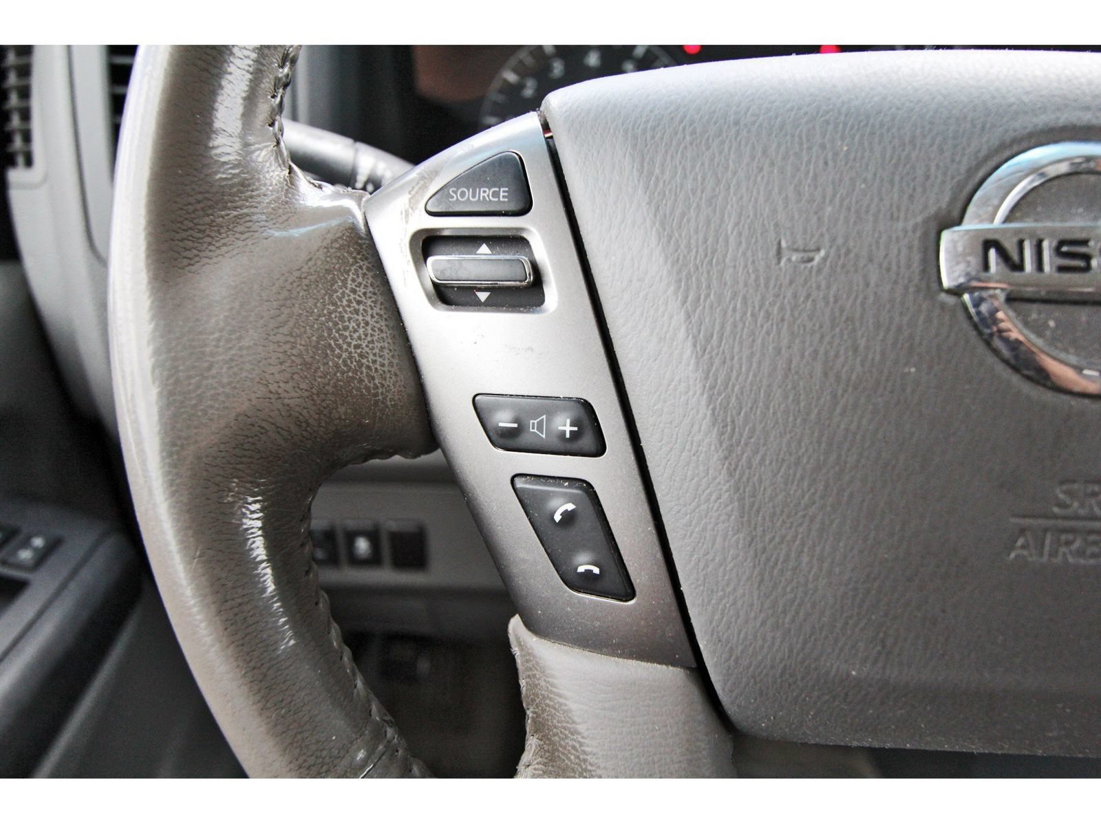 Used 2016 Nissan NV 3500 SL RWD image 16