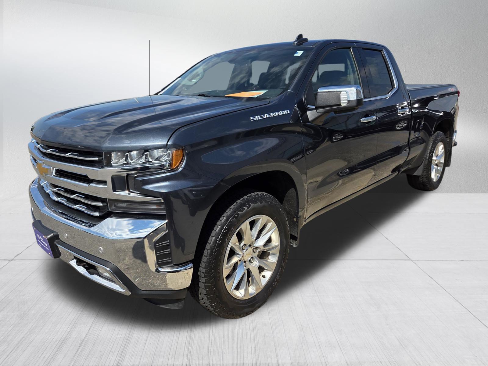 Used 2019 Chevrolet Silverado 1500 LTZ w/ LTZ Plus Package AWD/4WD image 3