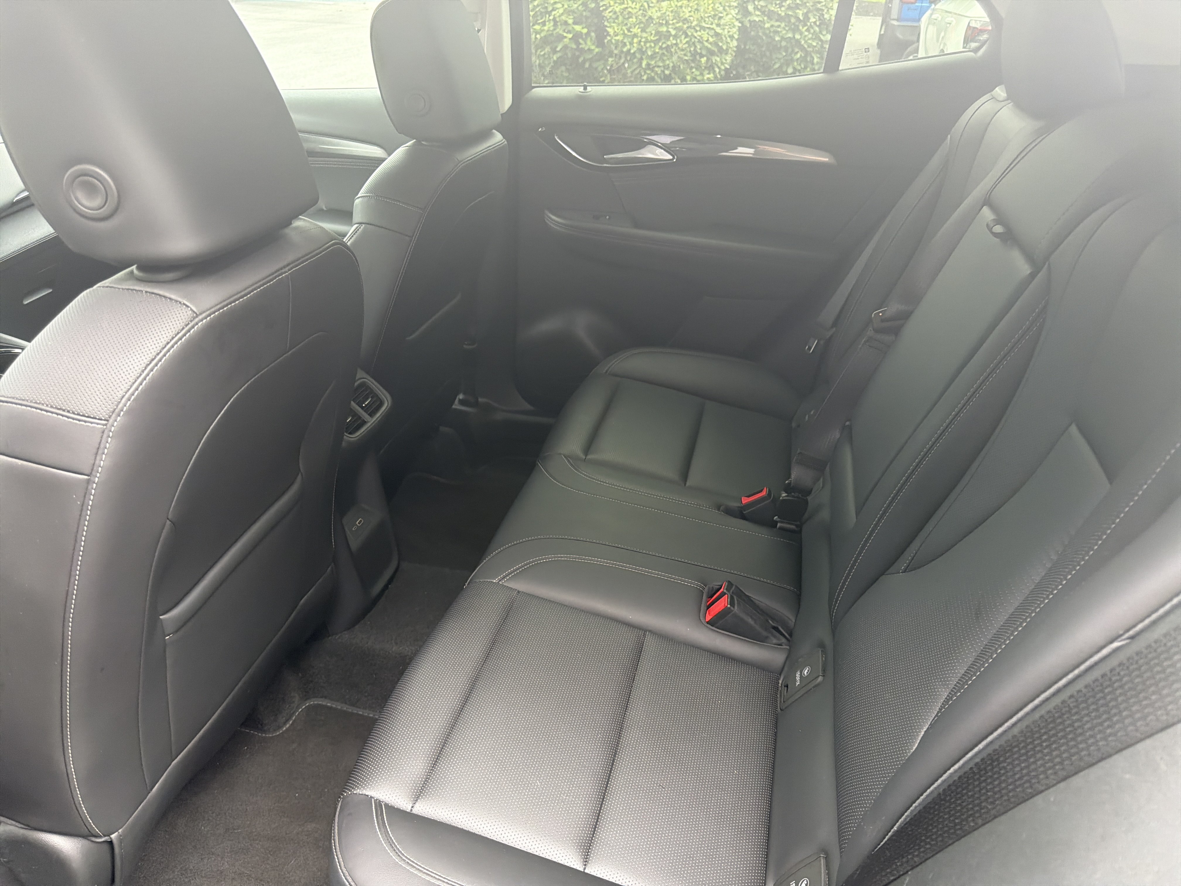 Used 2024 Buick Envision Preferred AWD/4WD image 13